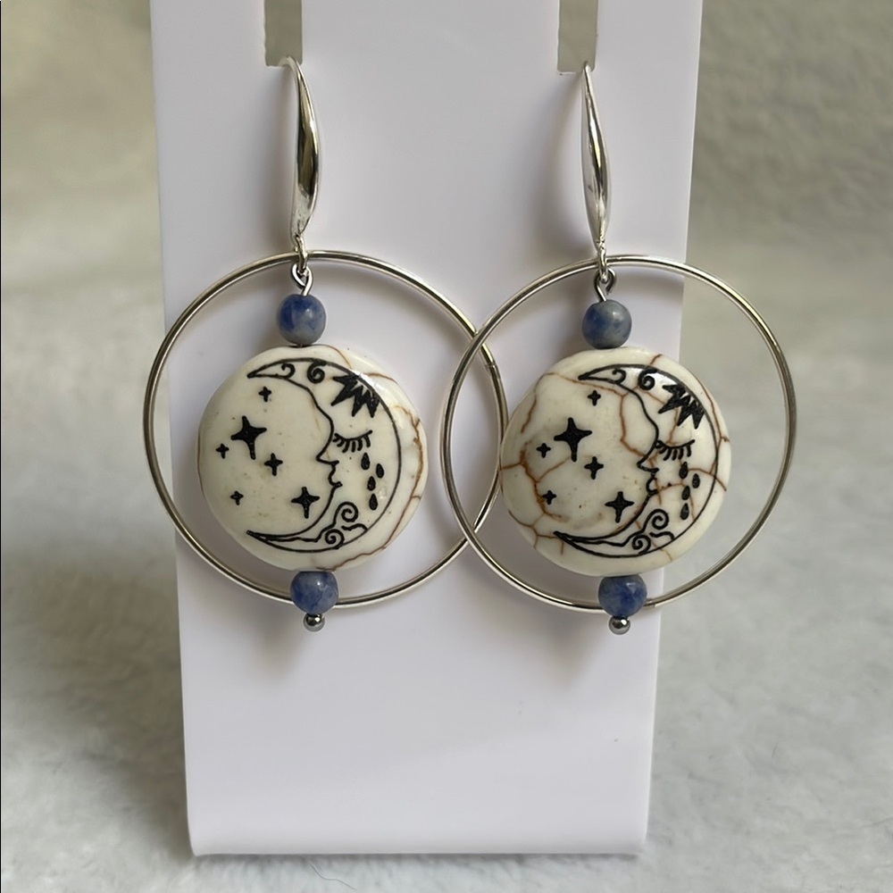 Cream and Silver Circular Earrings with Minimalist Design